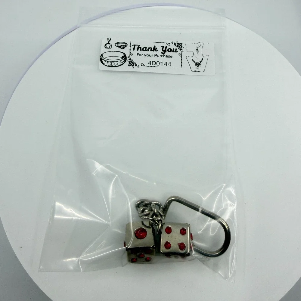 Las Vegas Red Rhinestone Dice Keychain Silver Tone Casino Gambling Souvenir
